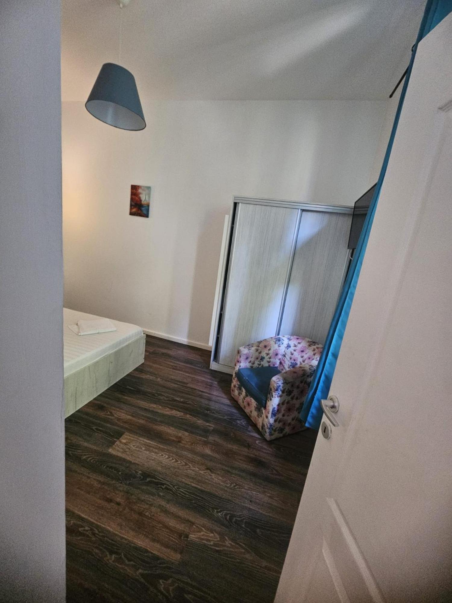 Stanford Aparthotel บูคาเรสต์ ภายนอก รูปภาพ