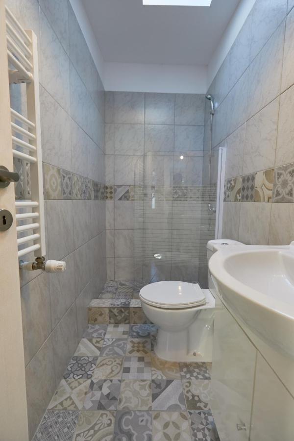 Stanford Aparthotel บูคาเรสต์ ภายนอก รูปภาพ