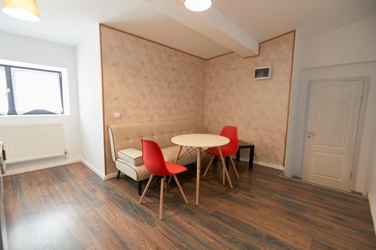 Stanford Aparthotel บูคาเรสต์ ภายนอก รูปภาพ
